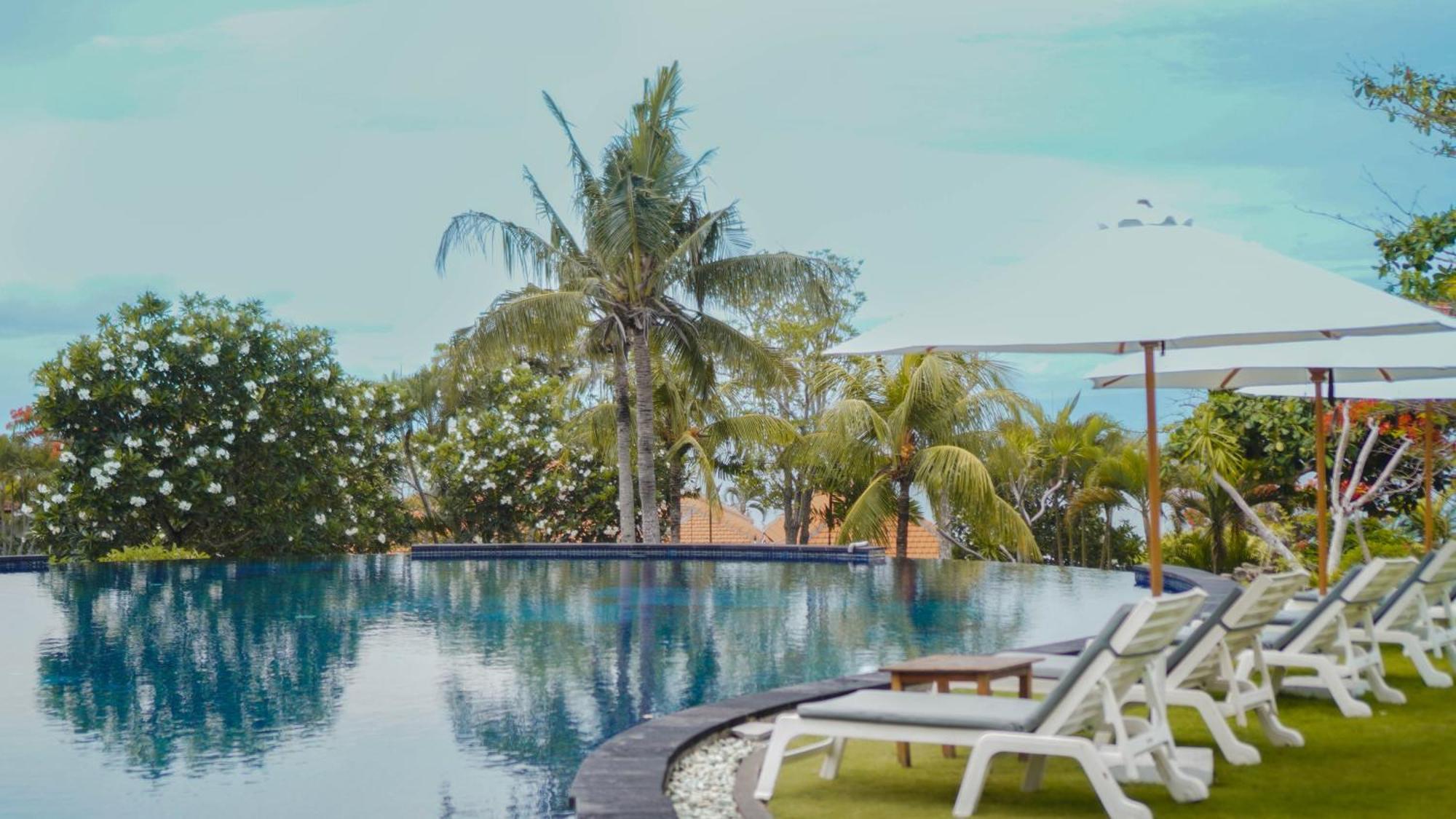 Blue Point Resort And Spa 울루와뚜 외부 사진